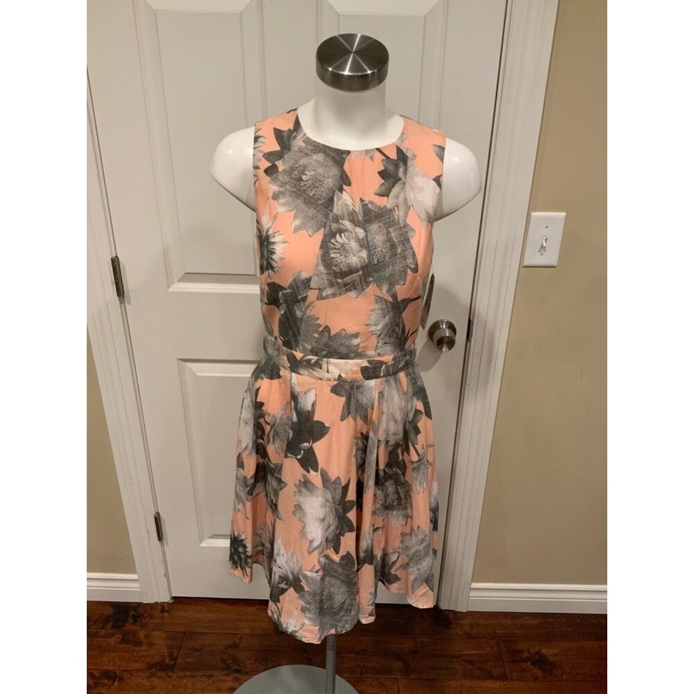 French Connection Light Pink W/ Black & White Floral Pattern Dress, Size 4 (US)